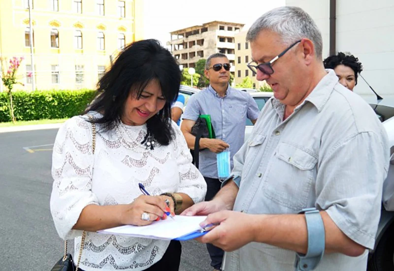 Crveni križ mostarskim bolnicama uručio opremu vrijednu 18.720 KM