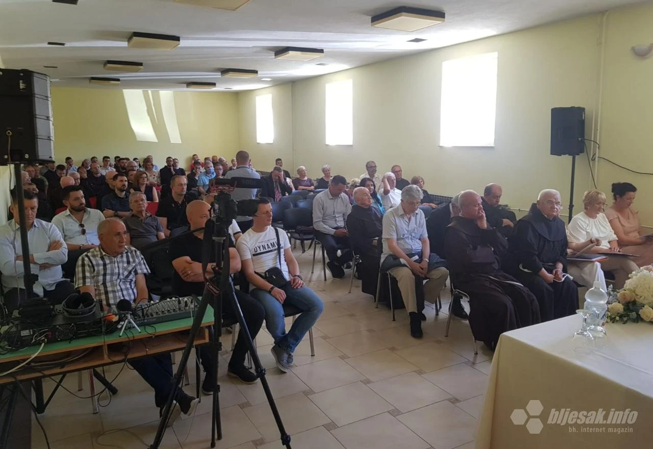 50 godina Naših ognjišta: Povezanost vjernika i upornost pokretača