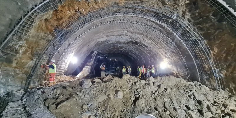 Probijena lijeva cijev tunela Ivan duga 1761,50 metara