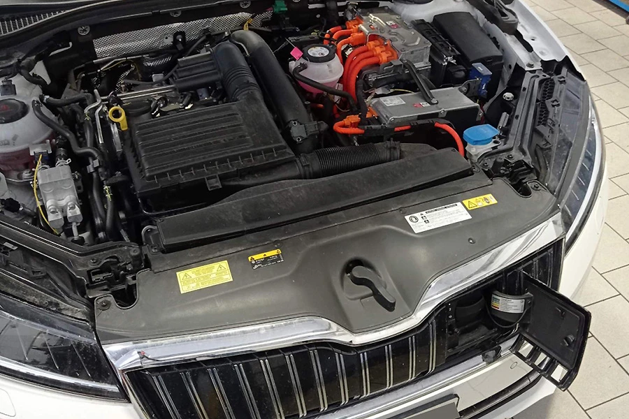 Volkswagen grupacija nastavlja educiranje osoblja za e-mobilnost za brendove Škoda i Seat
