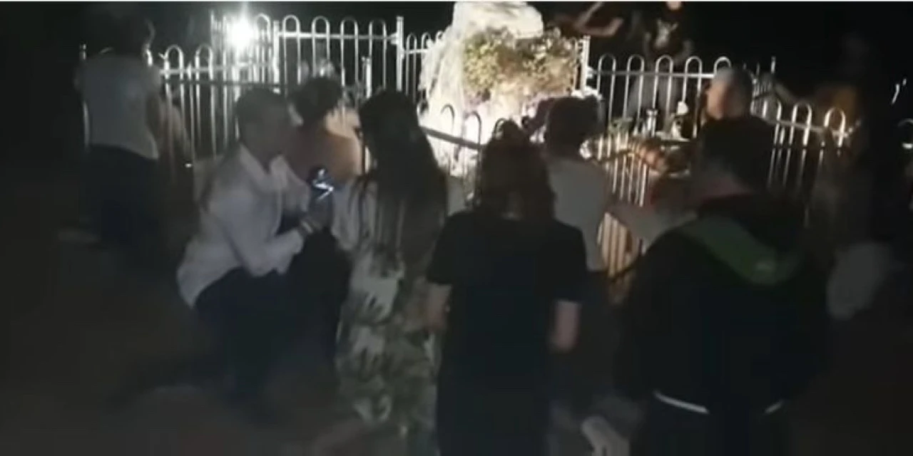VIDEO: Iva i Luka se zaručili na Brdu Ukazanja