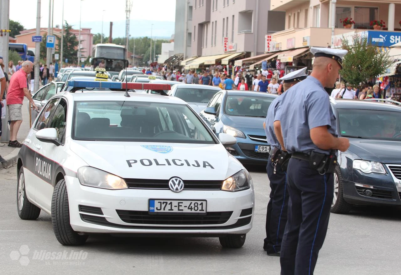 Vozači oprez: Pojačan promet i brojni pješaci prema Međugorju