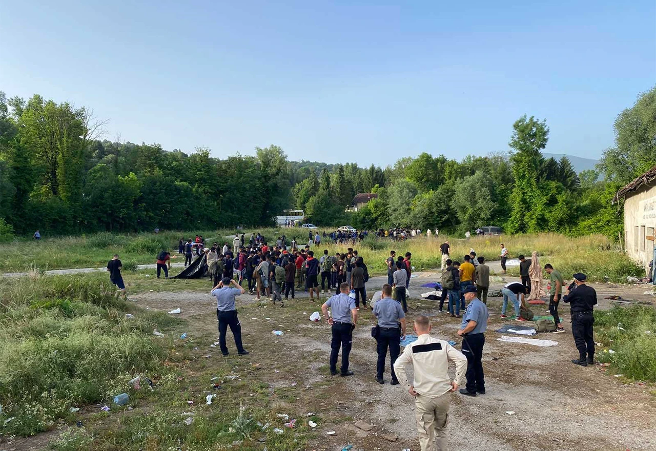 Izmješteno 187 migranata s dvije lokacije na području Bihaća