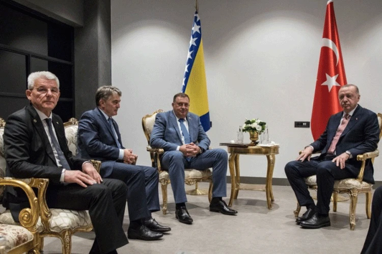 Trojka s Erdoanom: Ubrzati aktivnosti na projektu autoputa