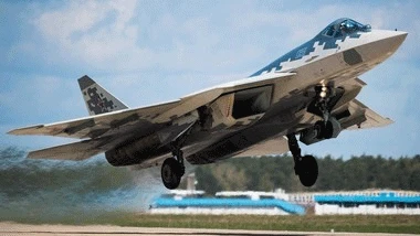 Rusija pravi novi lovački avion pete generacije na bazi modela Su-57