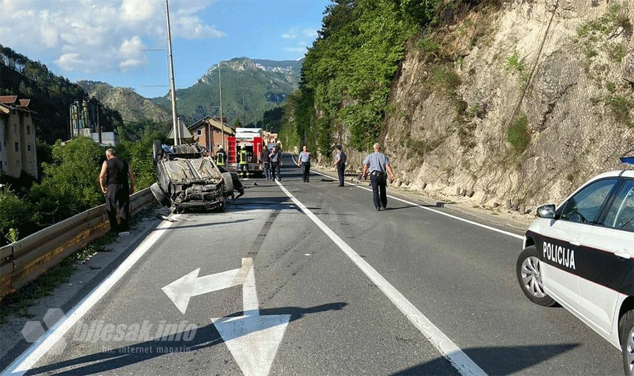 Konjic: U prevrtanju vozila ozlijeđene dvije osobe