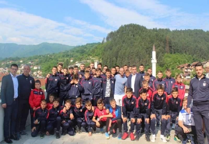 Miralem Pjanić u Konjicu poručio mladim nogometašima da vjeruju u sebe