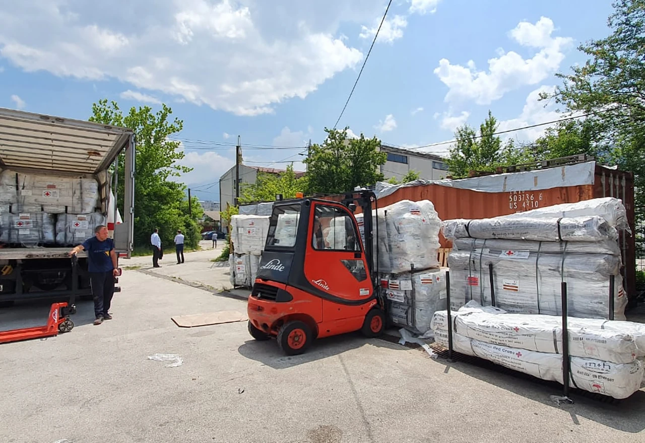 Migrantima stigli šatori iz Petrinje