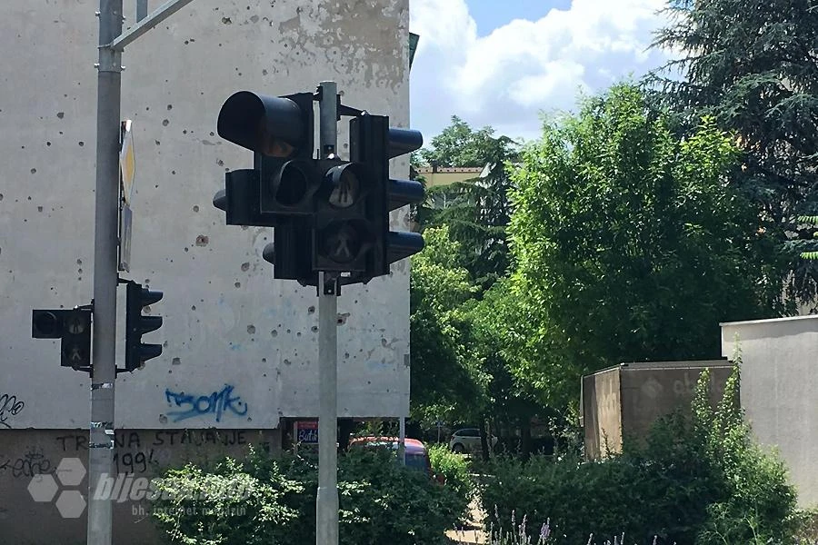 Signalizacijski mrak u Dubrovačkoj ulici: Opet ne rade semafori 