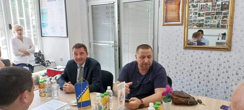 Dobili pet tisuća KM jednokratne pomoći od Grada Mostara