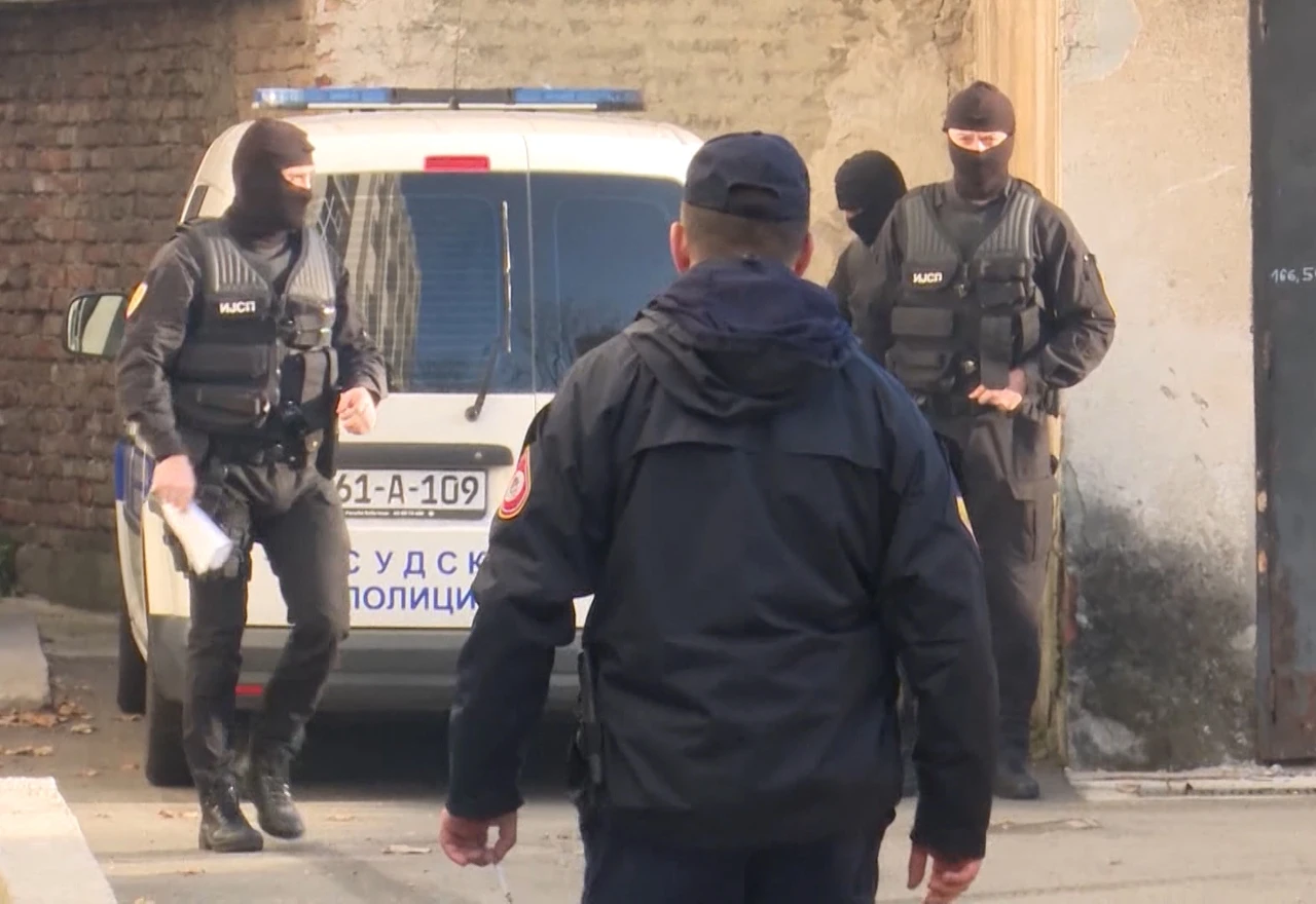 Pet osoba uhićeno zbog dječje pornografije 