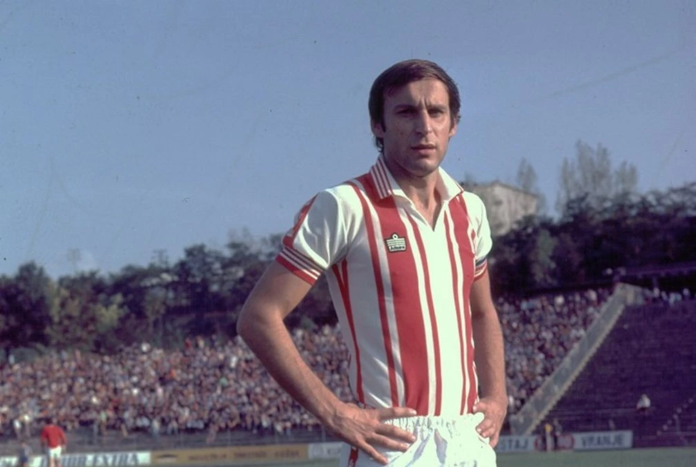 Nogometna ikona koja je gazila od zvijezda do trnja