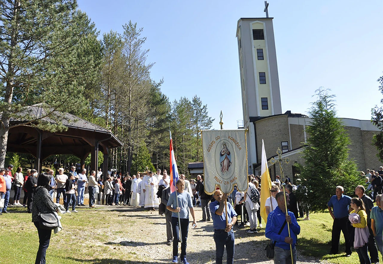 Proslavljen 50. Dan mladih Vrhbosanske nadbiskupije
