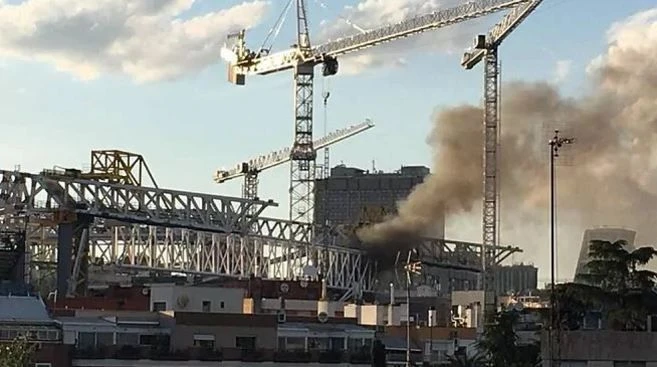 Zapalio se kultni Realov stadion i izazvao paniku u Madridu