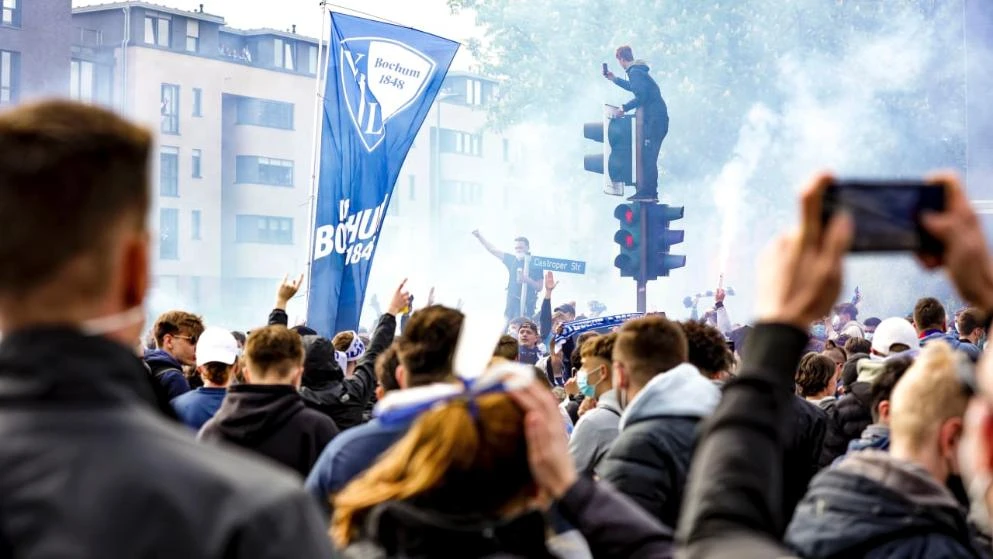 Bochum se vraća u prvu ligu nakon 11 godina, HSV ponovno kiksao
