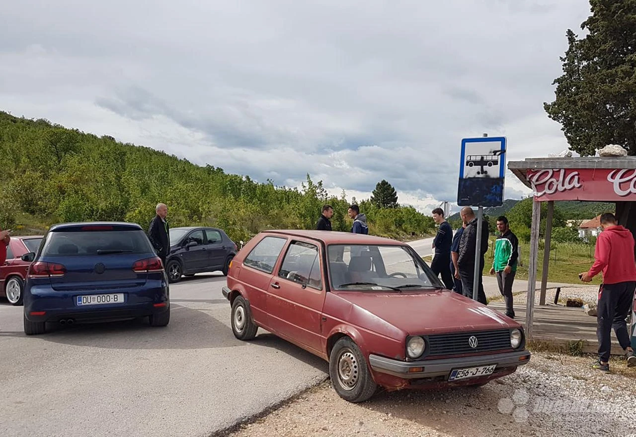 Mještani Zvirovića: Svaki dan sat vremena duža blokada