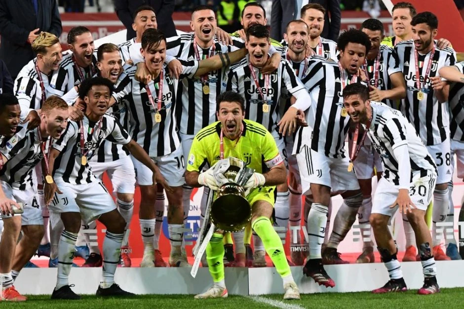 Buffon je 1999. osvojio Kup s Enricom Chiesom, a sinoć i s njegovim sinom