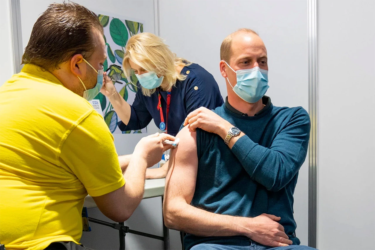 Princ cijepljen prvom dozom cjepiva protiv covida-19
