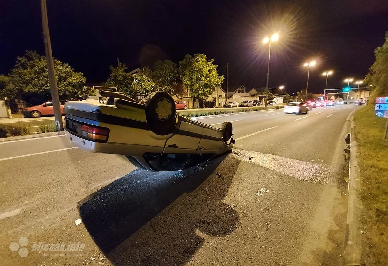 Mostar: U prevrtanju Passata ozlijeđena jedna osoba