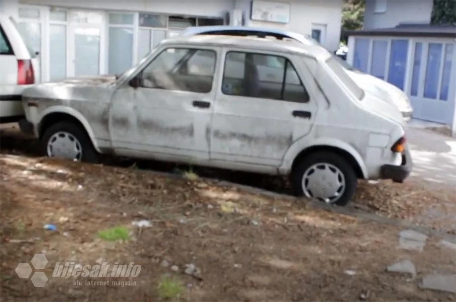 VIDEO | Kolekcija napuštenih automobila  u Mostaru