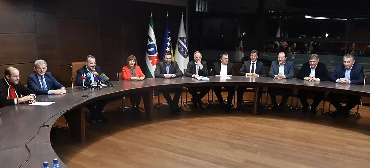 SDA: Zaključci NSRS-a sadrže niz neistinitih i proizvoljnih tvrdnji, te niz neustavnih i neprovedivih prijedloga