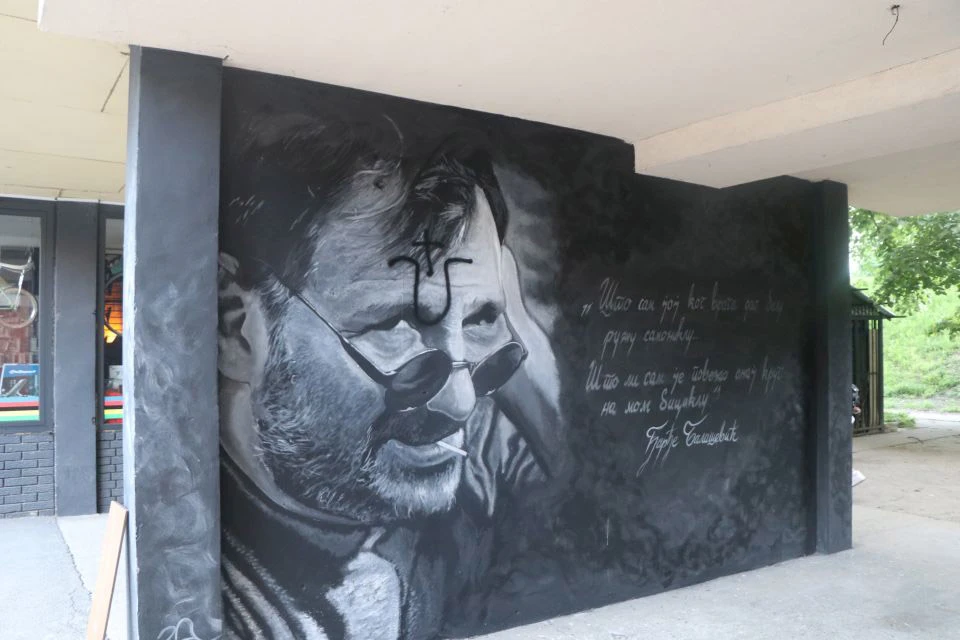 Balašević osvanuo sa ustaškim U na čelu