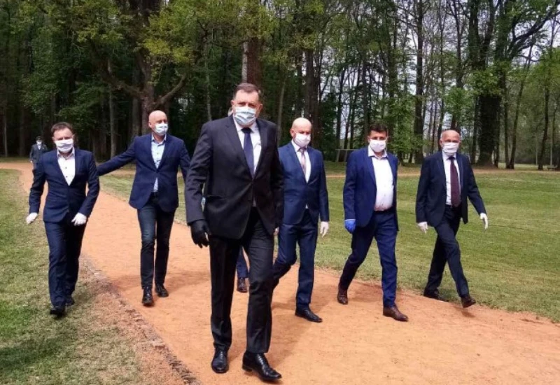 Dodik: Što će nam Visoki predstavnik 25 godina od rata?