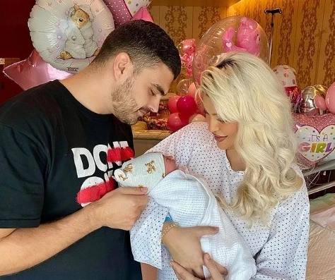 Bosanska Kim Kardashian rodila djevojčicu