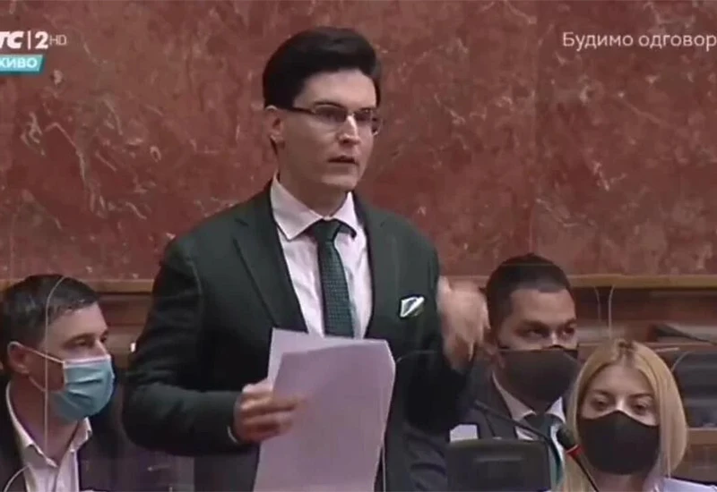 Srbija: Zastupnik održao govor na kineskom: Vu-Či-Ći znači pet, sedam, sedam