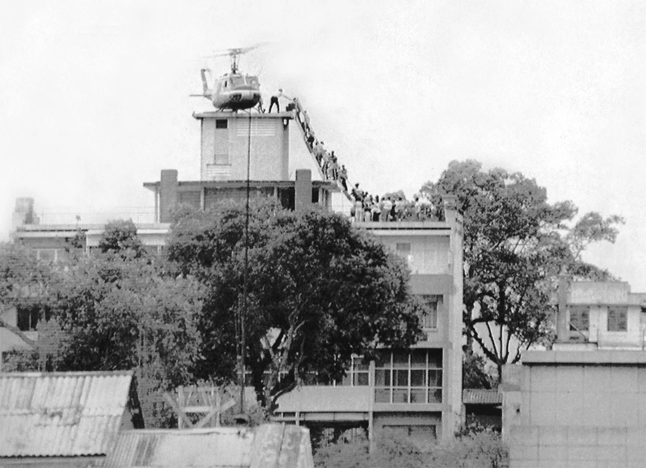 Dan kada su Amerikanci u kaosu napustili Saigon
