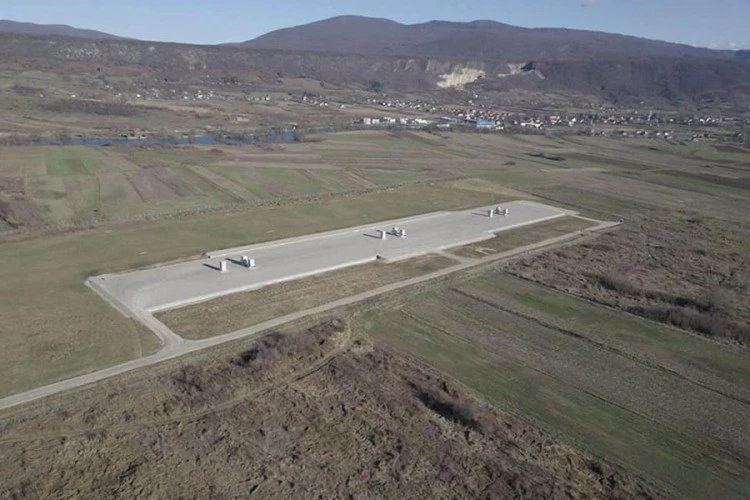 U naredne dvije godine u funkciji zračna luka u Bihaću