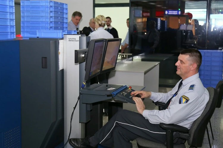 GP: I u zračnim lukama nedostaje policajaca