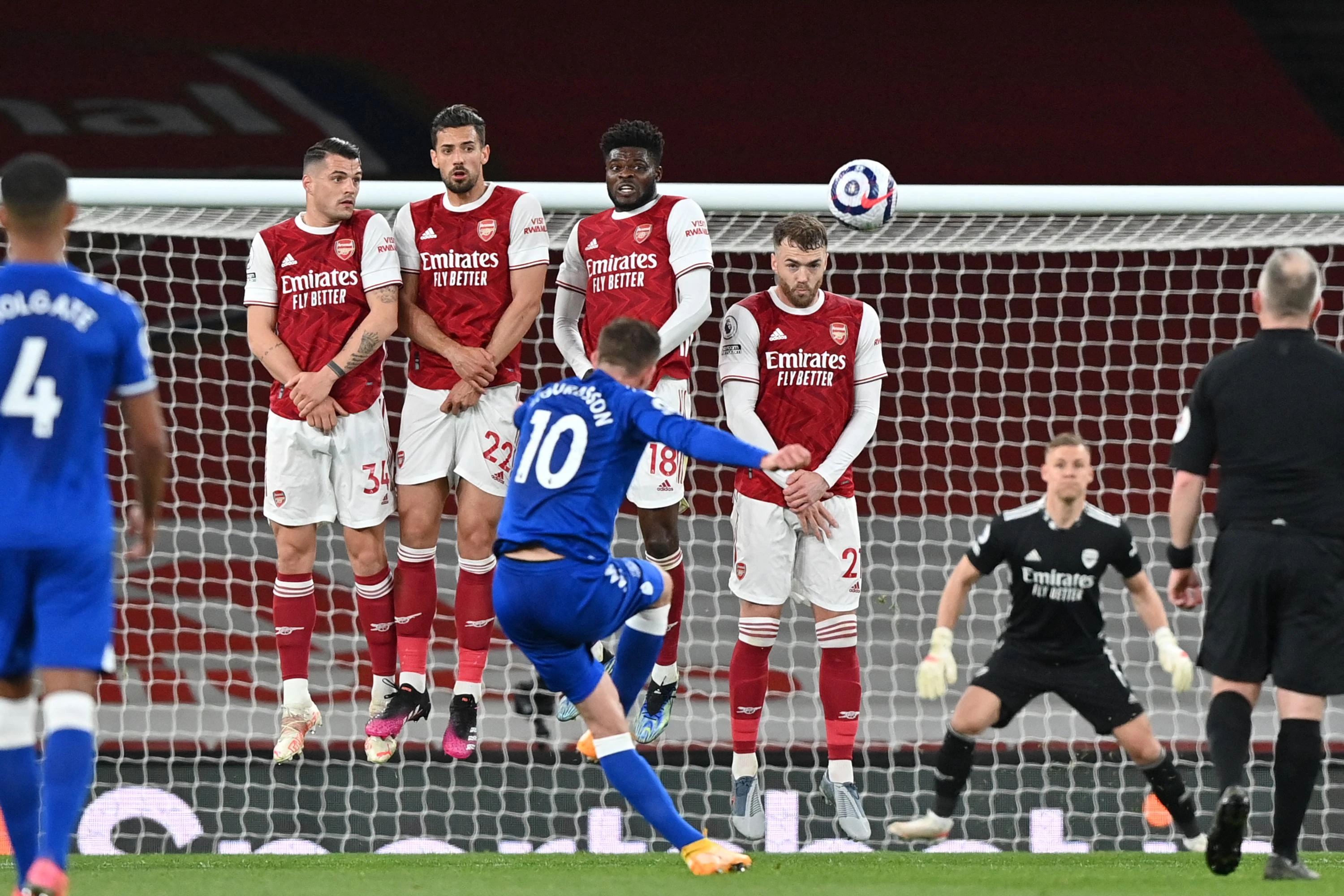 Arsenal na Emiratesu izgubio od Evertona, presudio autogol vratara