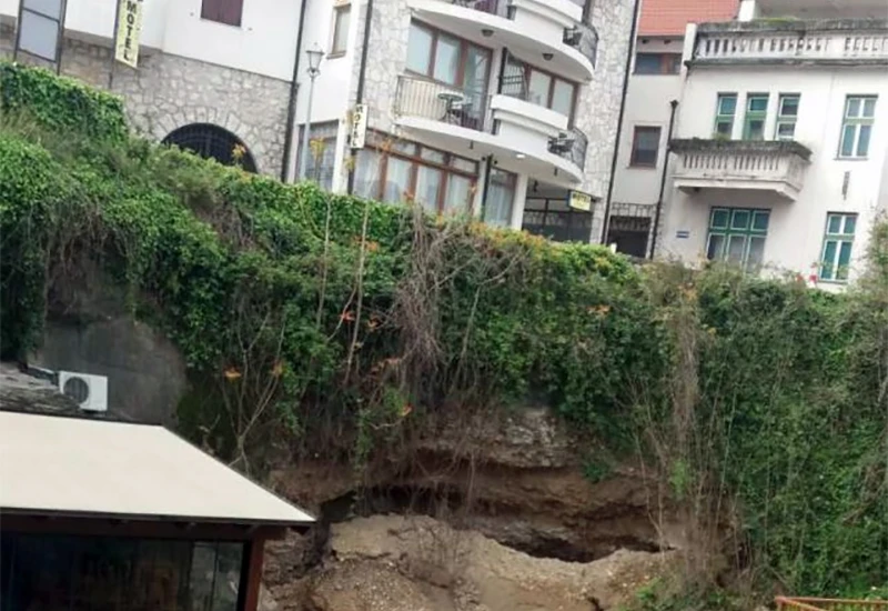 Grad Mostar rješava klizište u Šemovcu