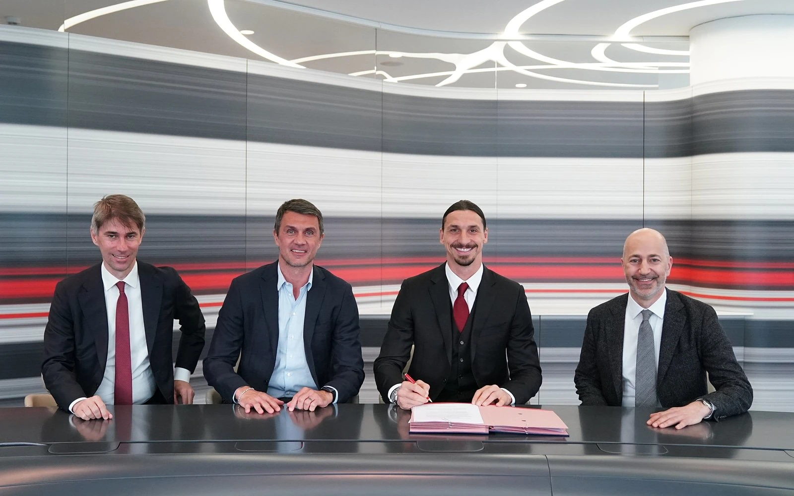 Ibrahimović s Milanom potpisao svoj posljednji ugovor u karijeri