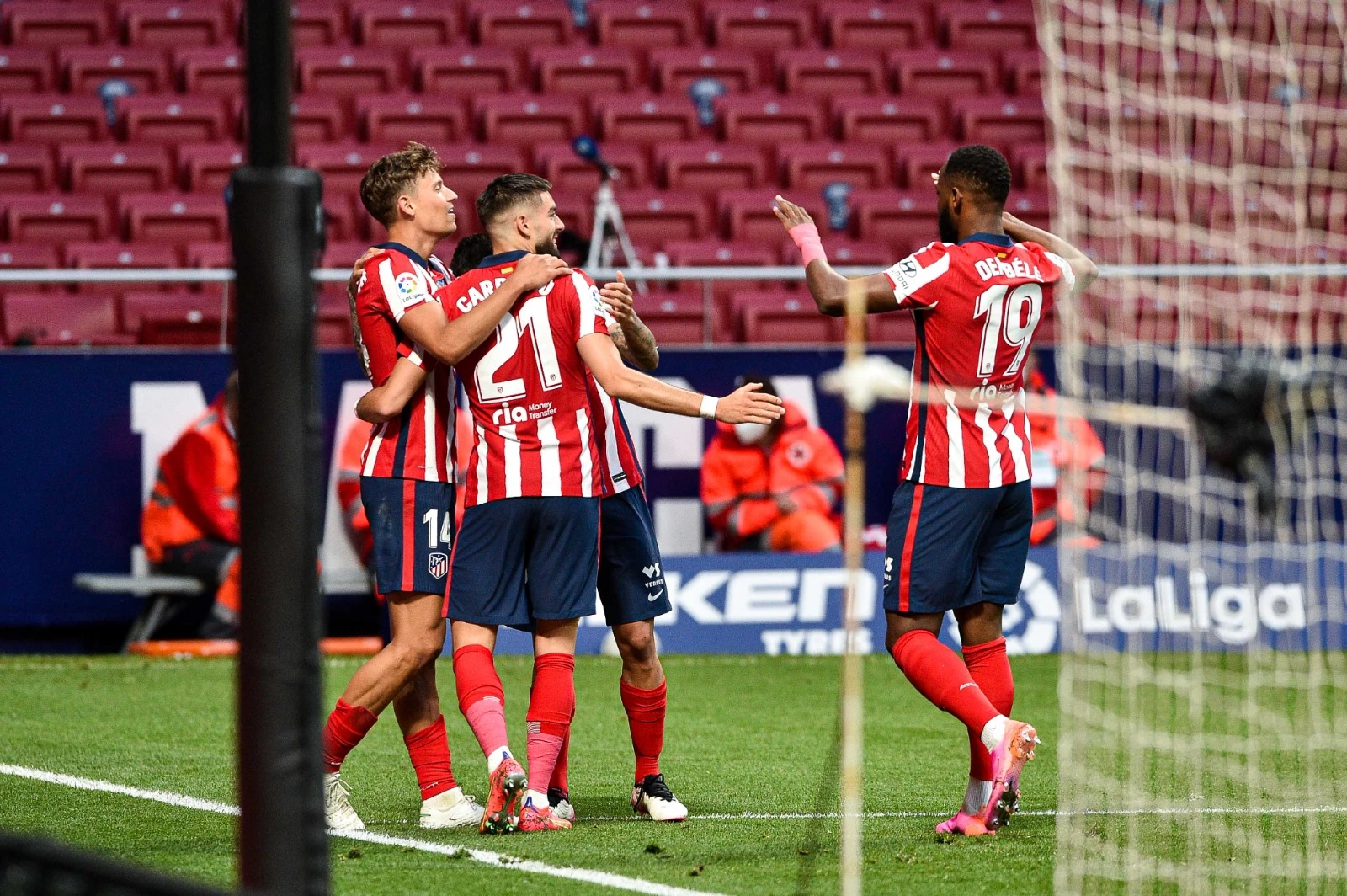 Atletico se pobjedom nad Huescom vratio na vrh 