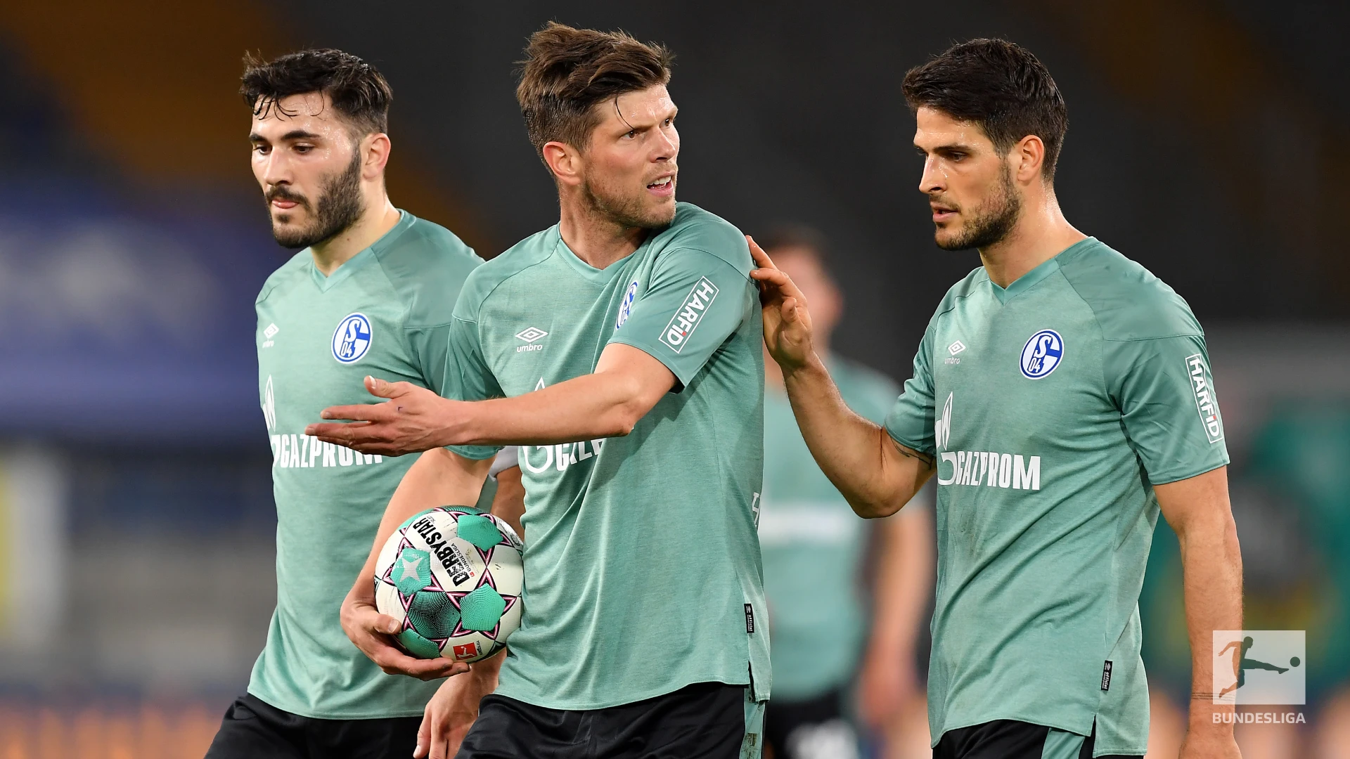 Schalke se oprostio od Bundeslige; Bayern na korak do naslova