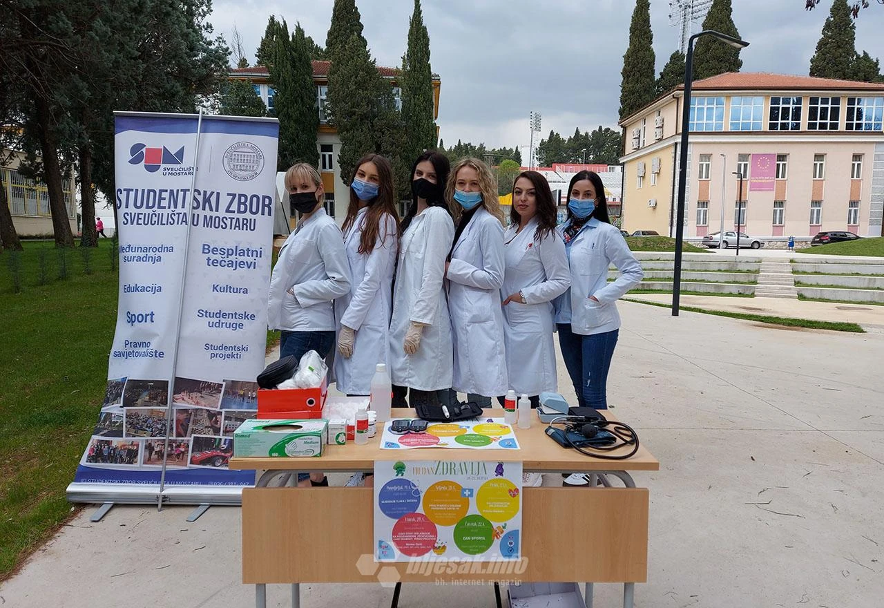 Studenti besplatno mjerili krvni tlak i šećer u krvi 