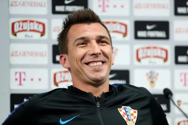 Mandžukić se odrekao plaće od 300.000 eura 