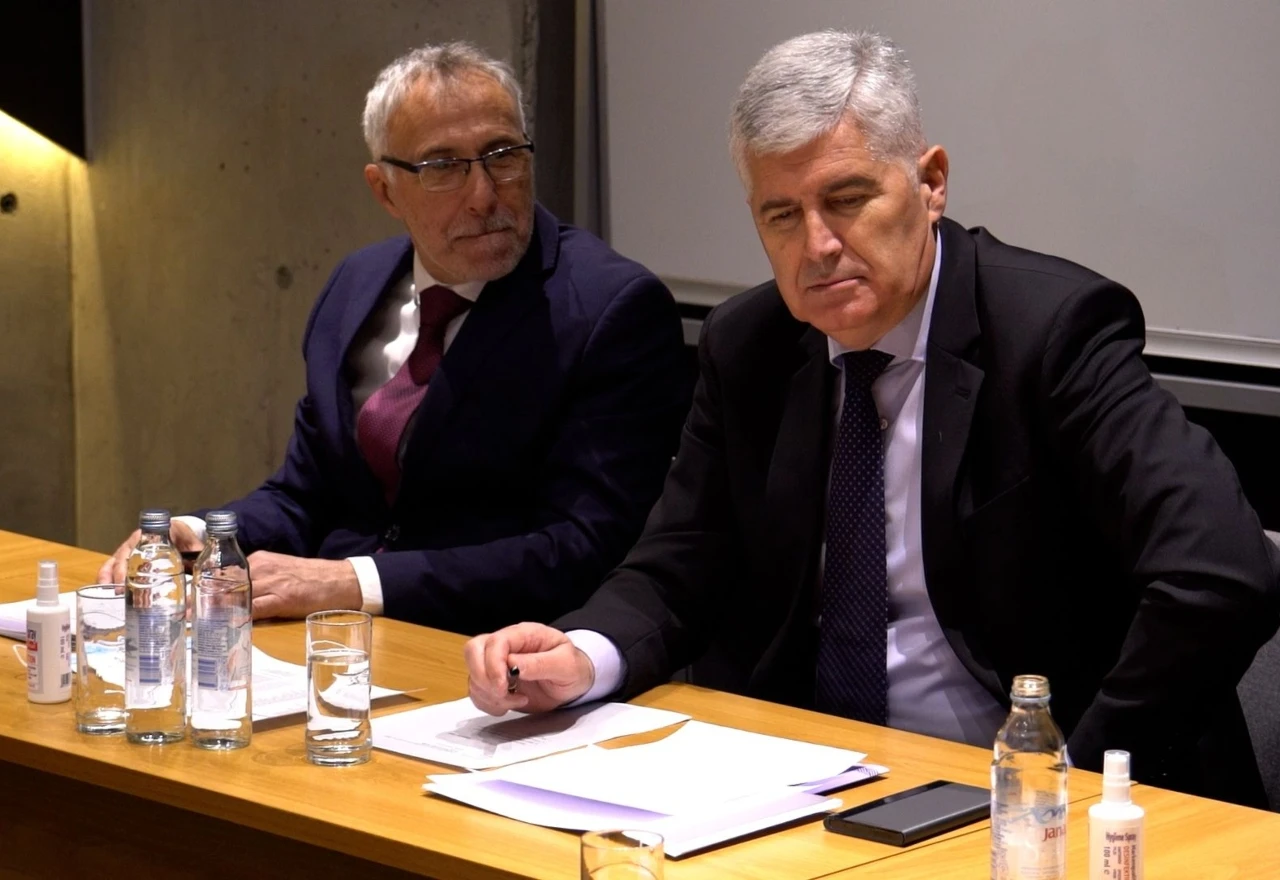 HDZ BiH obnavlja Osnovnu školu u Petrinji