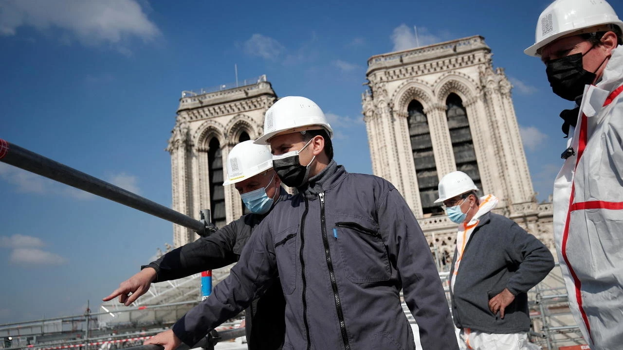 Macron: Notre Dame će biti obnovljen po planu do 2024.