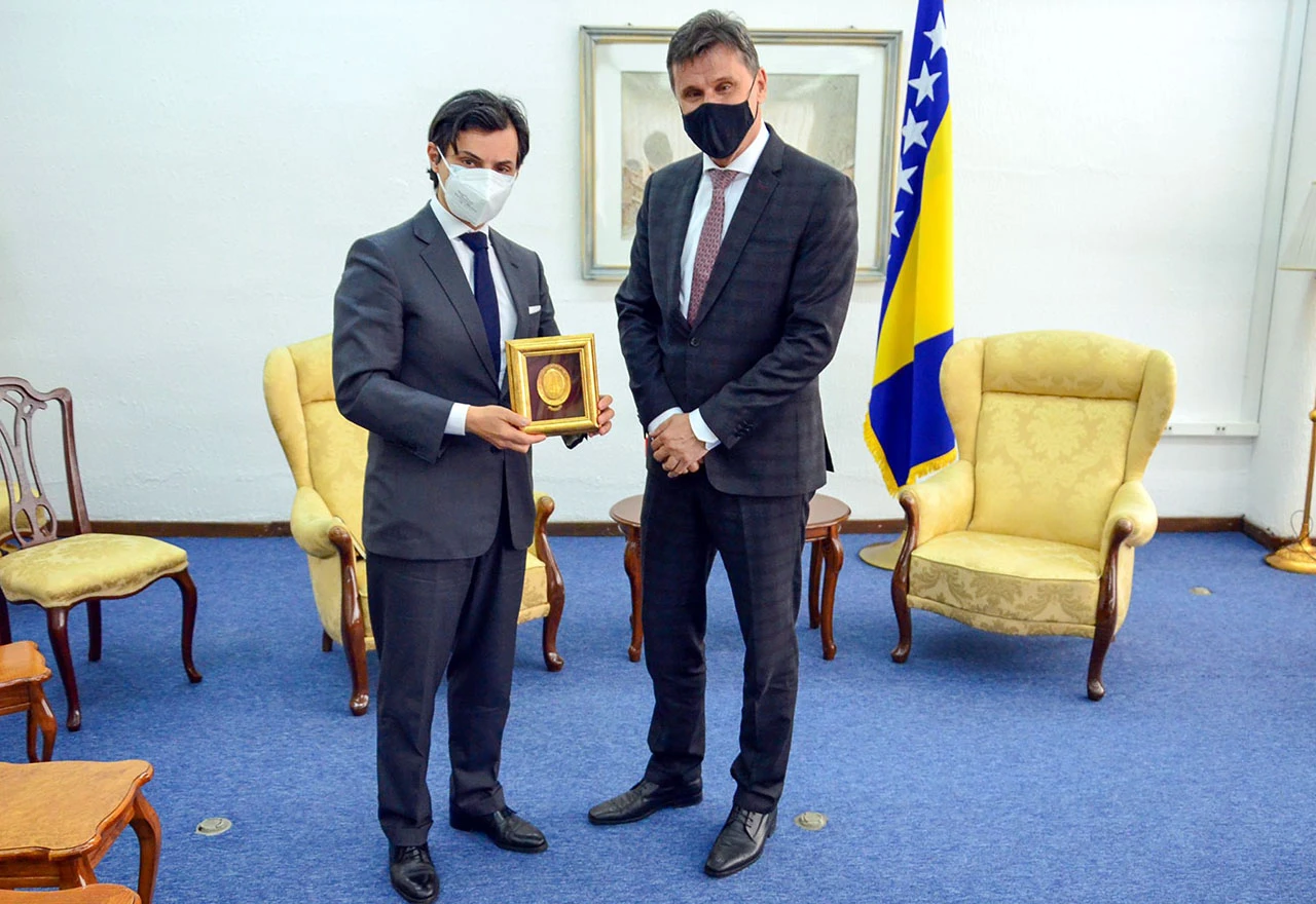 Novalić se oprostio od Minasija
