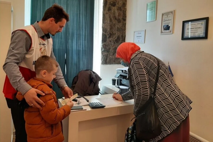 Merhamet dijeli Poklon bonove u vrijednosti od 50KM