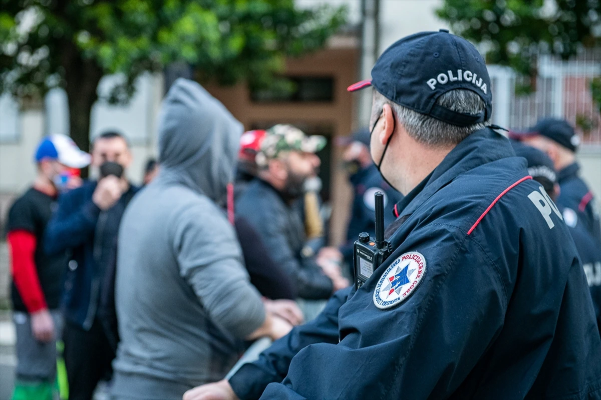 Skupovi podrške ministru koji je negirao genocid u Srebrenici