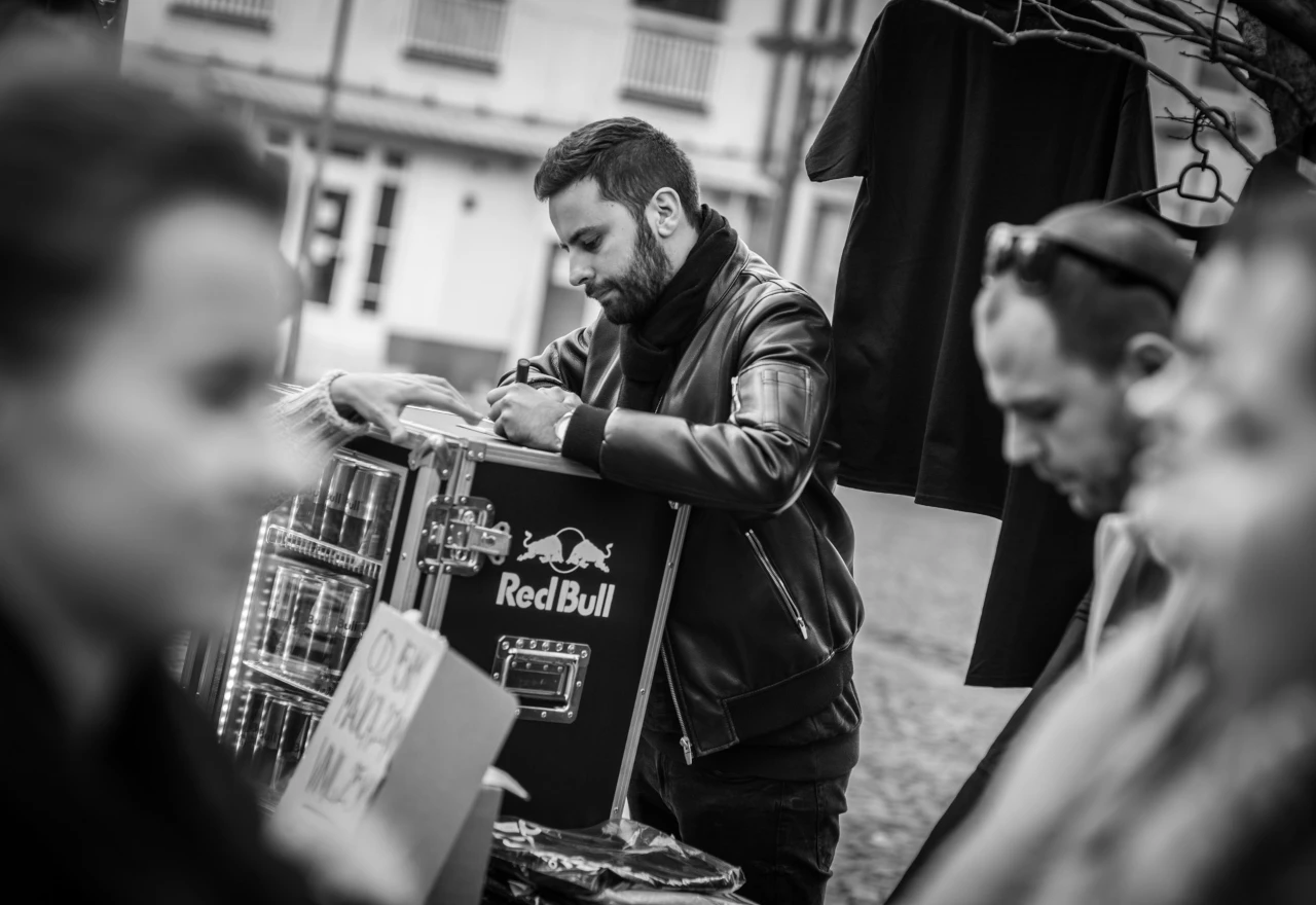 Indigo objavio teaser za novi album Victoria