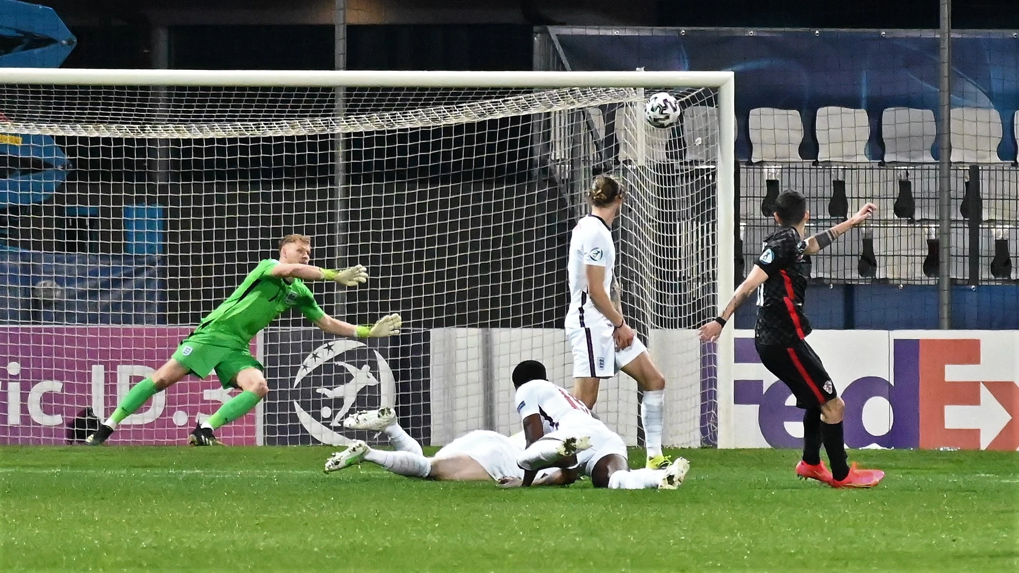 Bradarić eurogolom odveo Hrvatsku u četvrtfinale