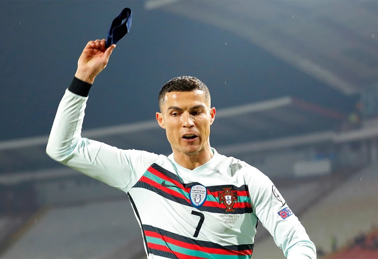 Ronaldova kapetanska traka na dražbi za liječenje dječaka