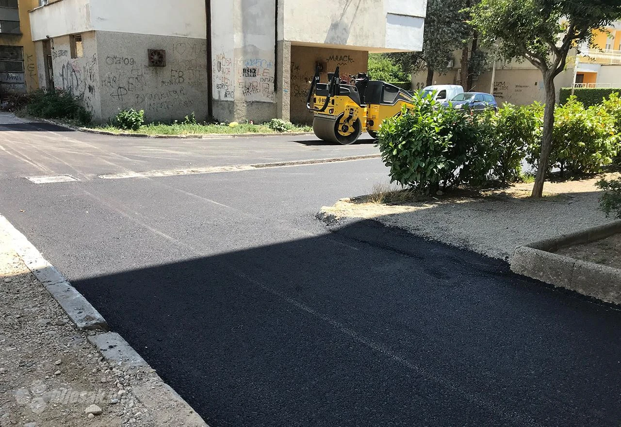 Krpanje rupa: Vlada odobrila više od 4.7 milijuna KM za ceste