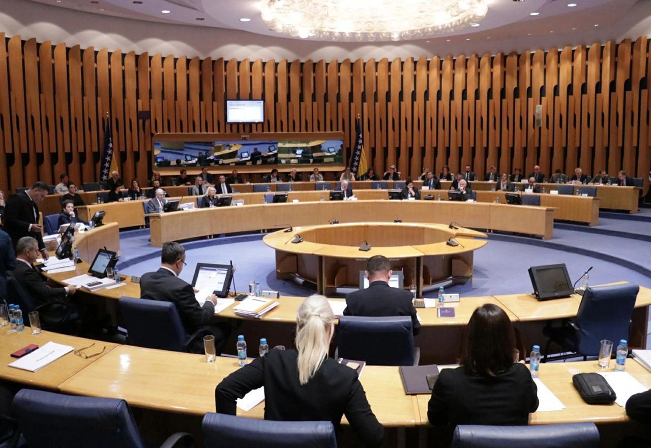 Dom naroda PSBiH: Dio izaslanika pozitivan na koronu, sjednica odgođena