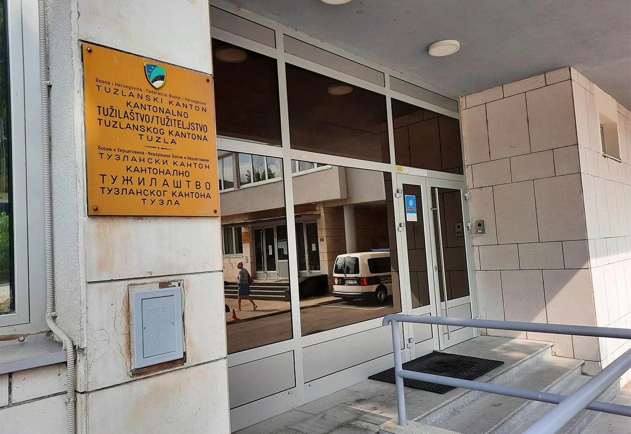 Braća pokušala iznuditi pola milijuna KM, postavili i eksploziv 
